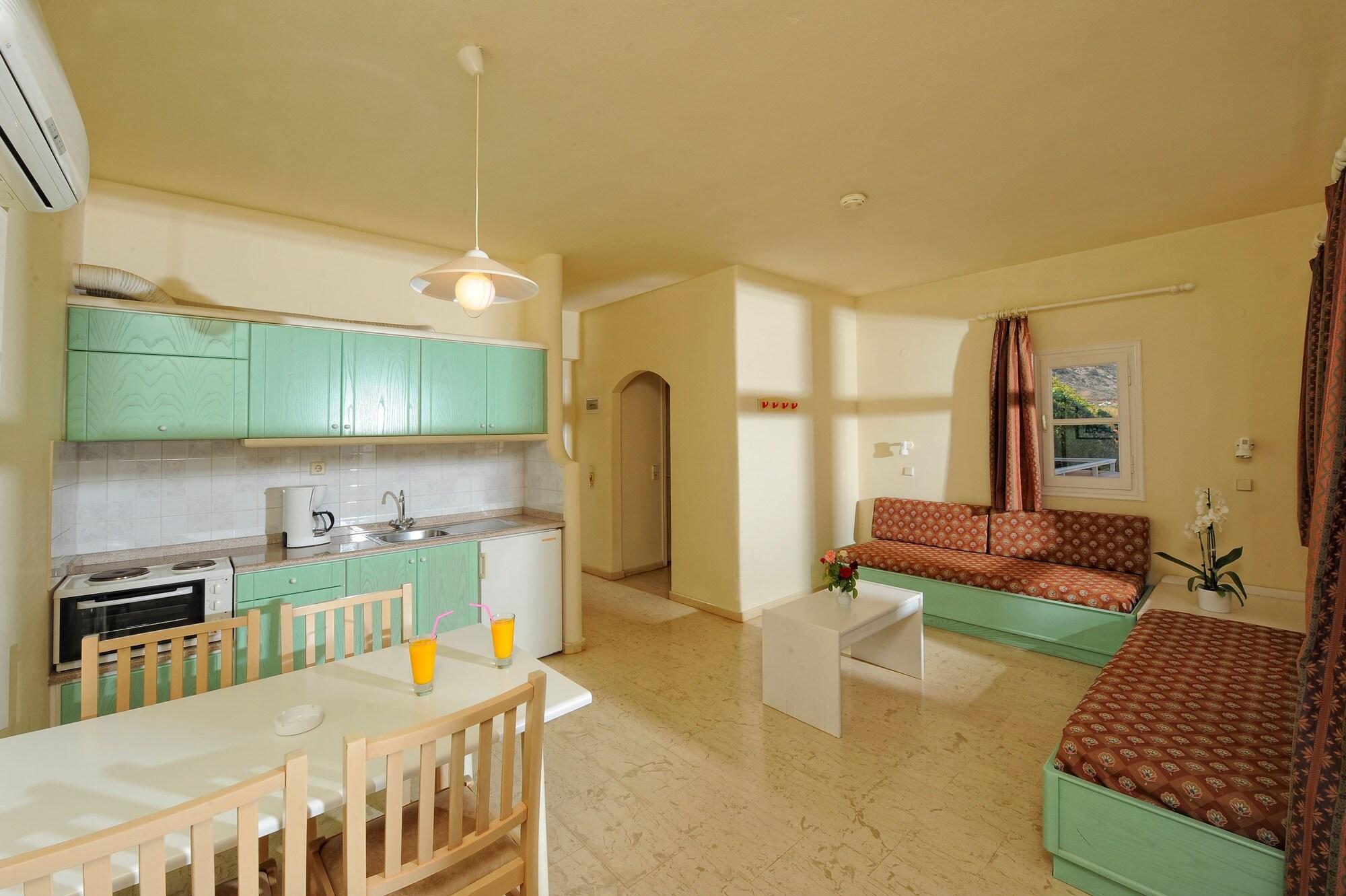 Manolis Apartments Malia Eksteriør billede