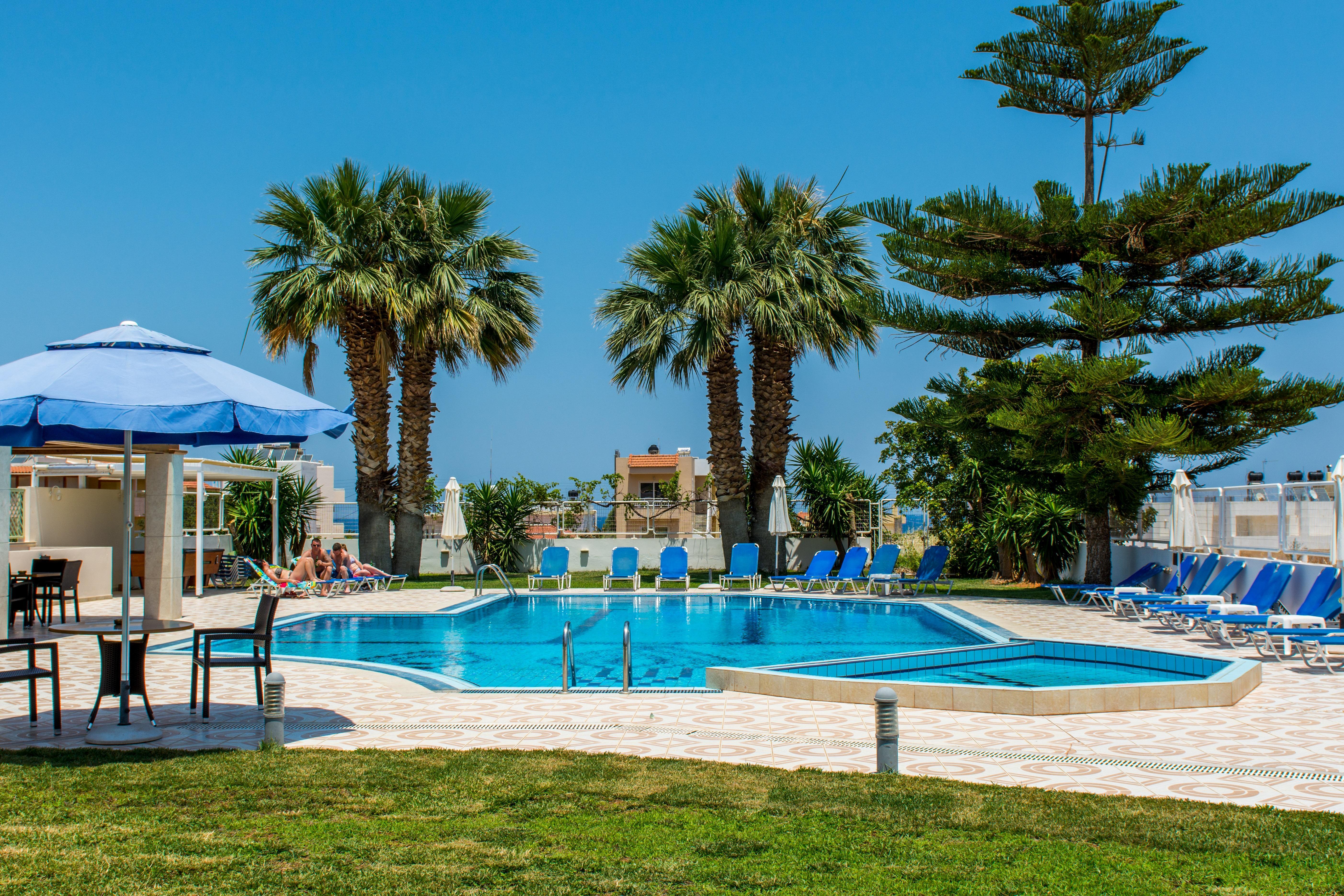 Manolis Apartments Malia Eksteriør billede